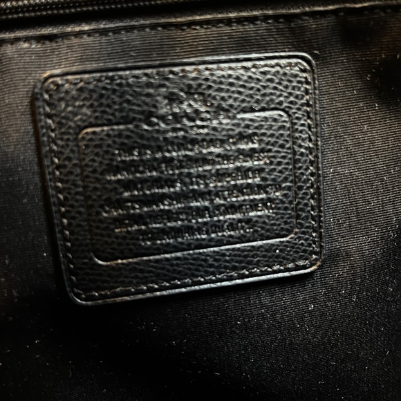 Excellent Condition Coach Black Leather Dome Satchel Crossbody Bag - Picture 3 of 13